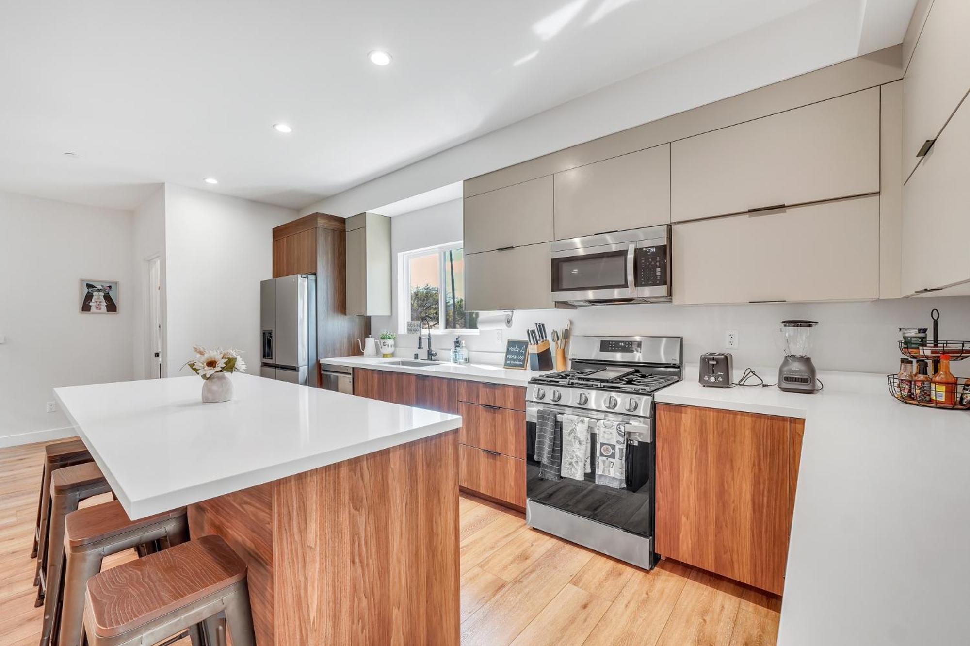 Luxurious Townhome W/3 Master Suites Gated Parking Los Angeles Bagian luar foto