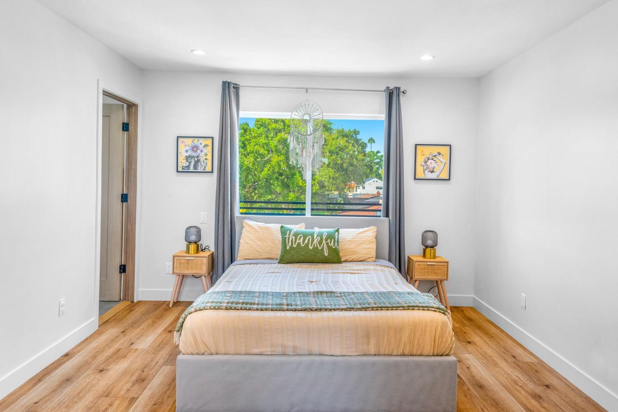 Luxurious Townhome W/3 Master Suites Gated Parking Los Angeles Bagian luar foto