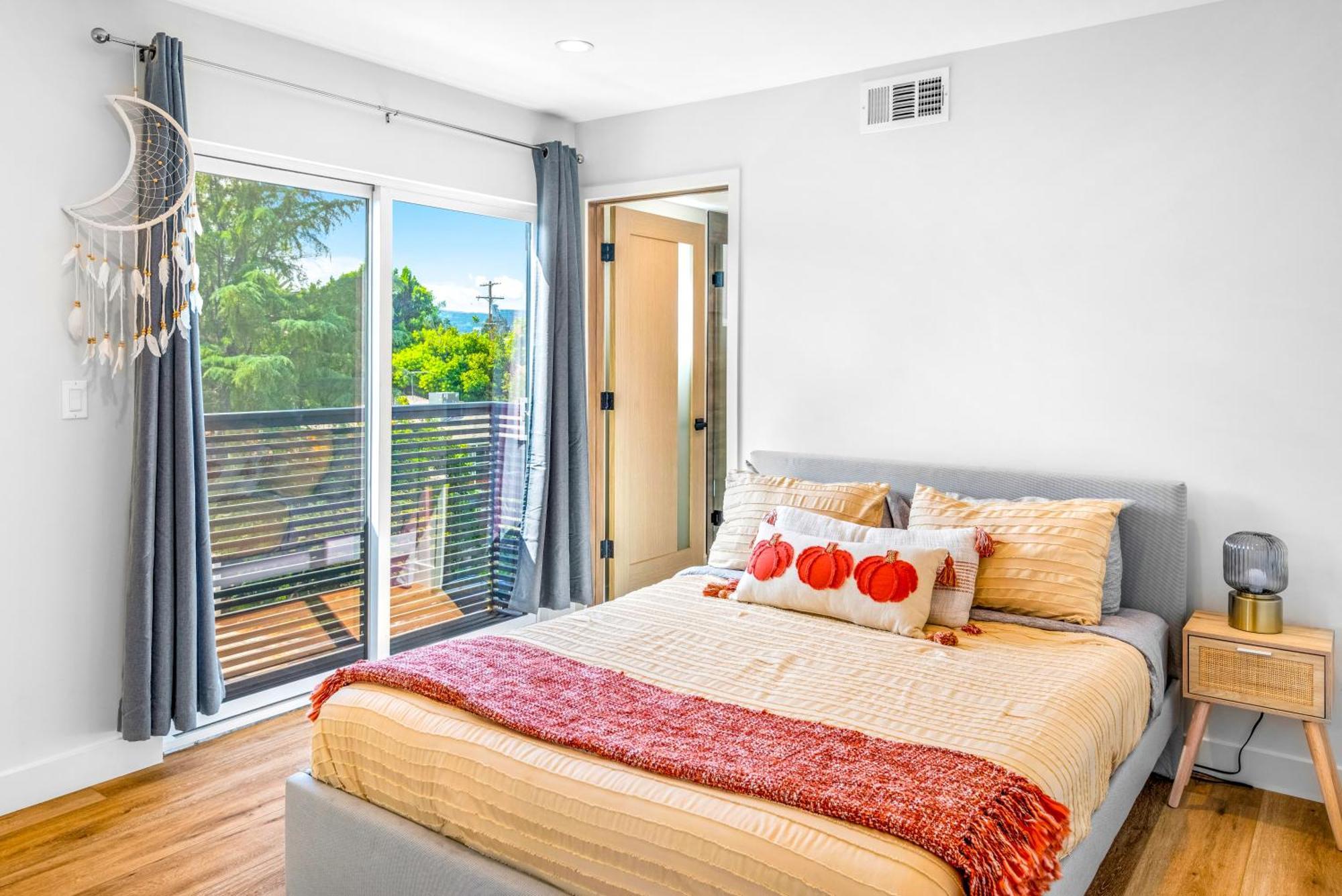 Luxurious Townhome W/3 Master Suites Gated Parking Los Angeles Bagian luar foto